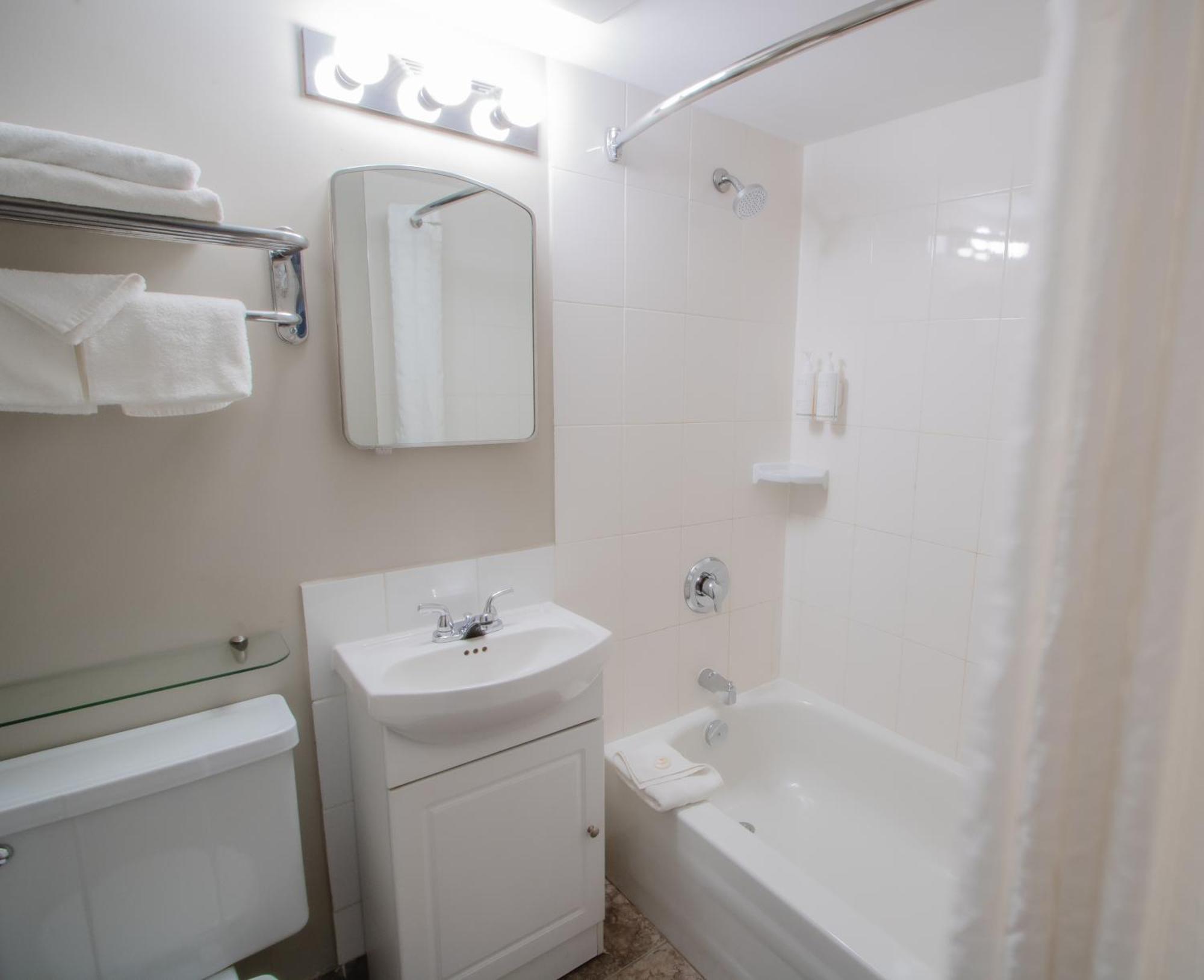 Scott'S Inn & Suites Kamloops Buitenkant foto